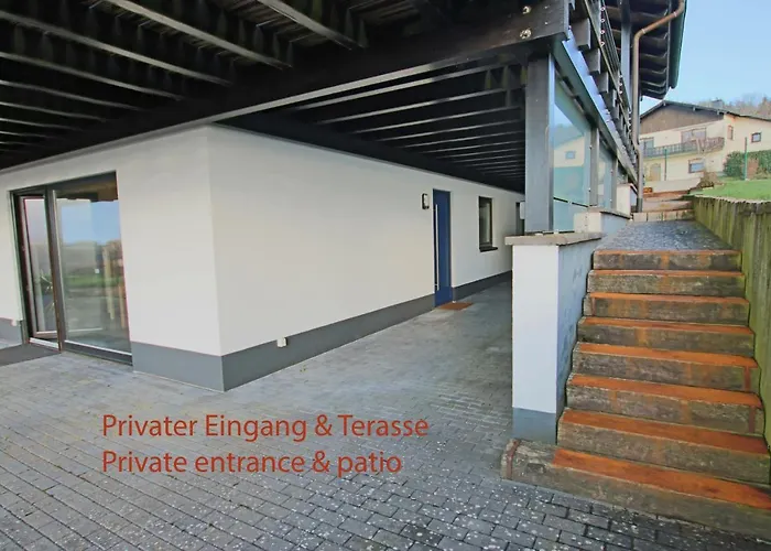 Hunsrueck Valley View With Cedar Sauna Апартаменты Bruschied