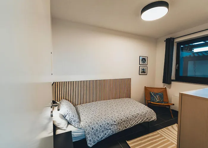 Hunsrueck Valley View With Cedar Sauna Apartamento